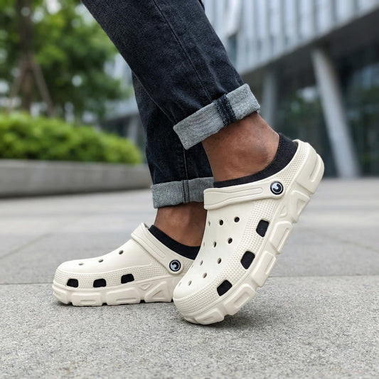 White Craytown Unisex Clogs, W8-10, M6-8