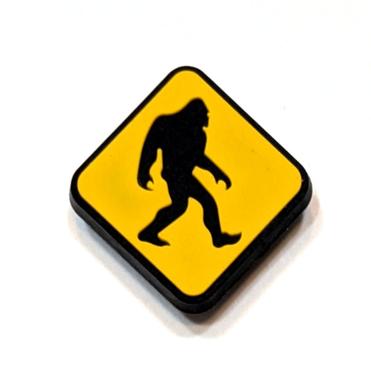 BIGFOOT CROSSING - Single Shoe Charm From The Bigfoot Collection